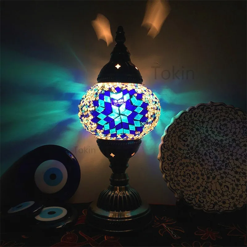 Vintage Table Lamp — Hotel, Living Room & Bedroom — view 3