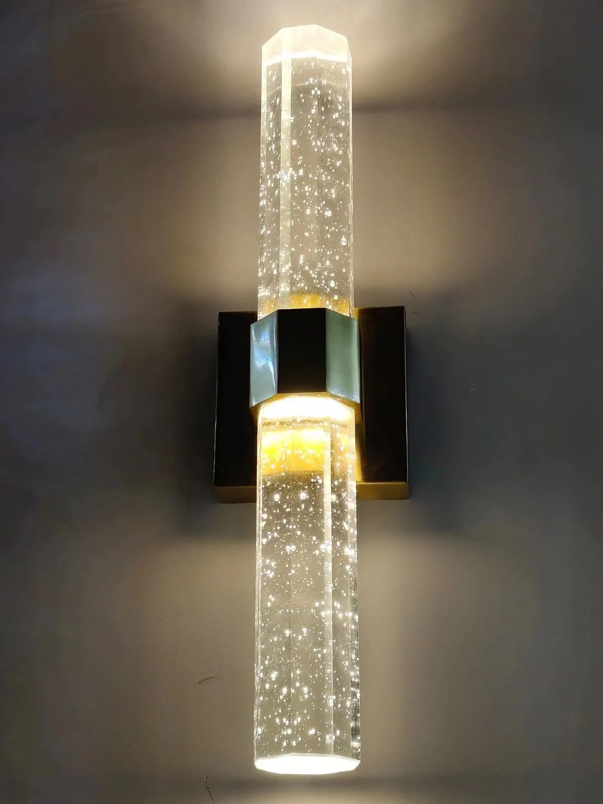 Minimalist Crystal Wall Lamp — Hotel Guest Room — view 9